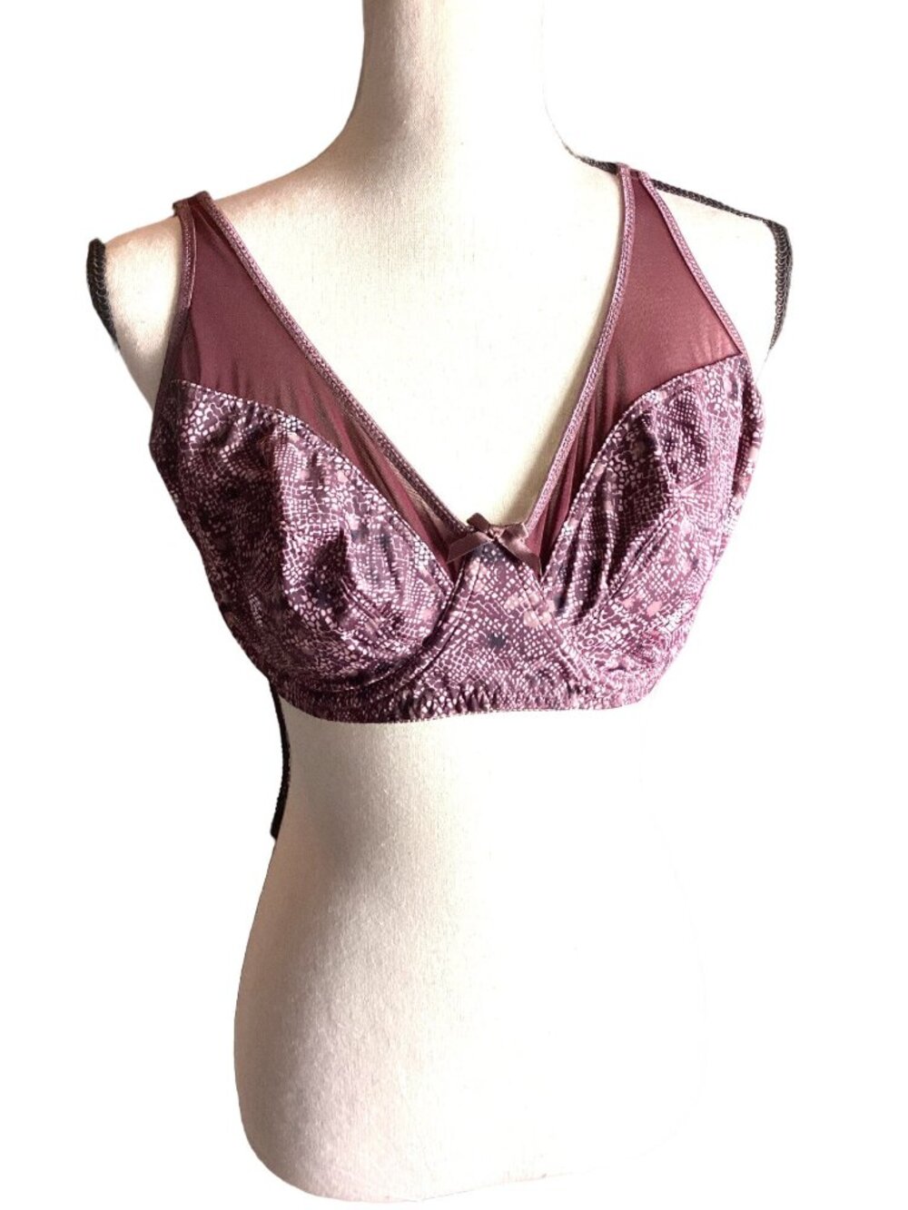 Curve Muse Womens Patterned Full-Coverage Bra*Adjust Straps*Mesh Detailing*40C